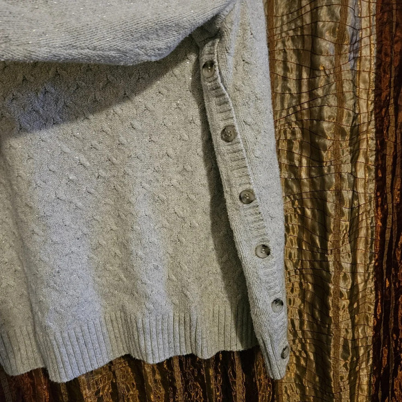 Lane Bryant Cable Knit Sweater Cream with Gold Thread Flecks-Plus Size 18/20 - Picture 3 of 5